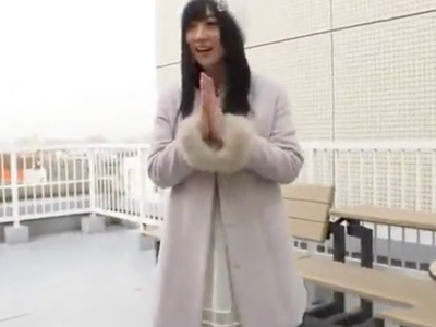 汚いおっさんたちに次々中出しされるモテ系美少女