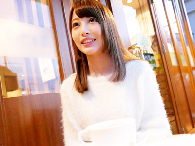 人生で初めてフェラをカメラで撮られる現役JD