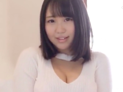 あどけなくてAVとは無関係そうな素人カフェ店員が訳ありデビュー