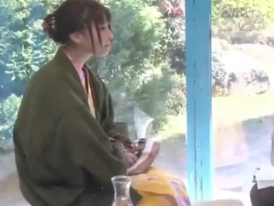 温泉地でのMM号マッサージで中も外も癒やされた美少女