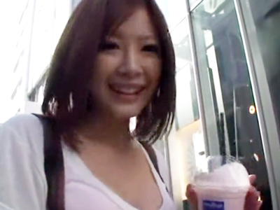 素人美少女が留学の夢のためお金を貯める目的でAV出演