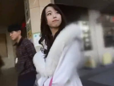ガチ天然美少女ナンパ成功！当然即ホで3P顔射ｗ