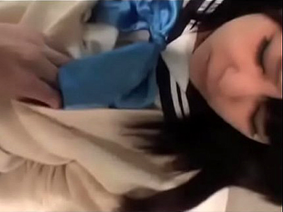 お小遣いに釣られた童顔JKがオナホコキ