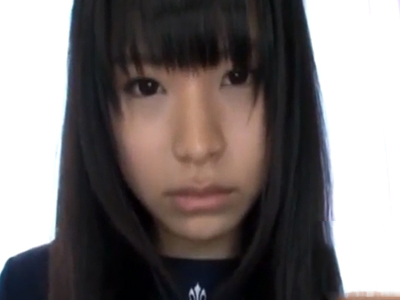 黒髪ストレート！ガチアイドルみたいな素人JKが髪を振り乱し感じる生々しいハメ撮り