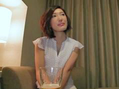 素人妻が男優テクを忘れられずに不倫を繰り返す！