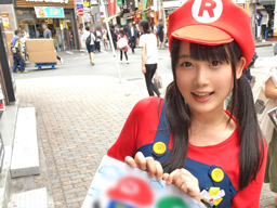 渋谷でマリオコスしてたカフェ店員に本物きのこをプレゼント