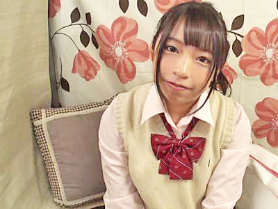 悪い大人たちが美少女JKをナンパし車内でやりたい放題