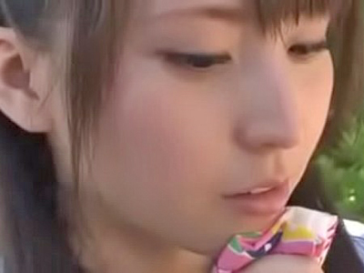 お昼休みに泣いていたOLに優しく声をかけたらそのままオフィスでやれちゃったｗ