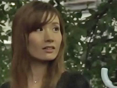 ひき逃げで逃げた旦那を待つ人妻が夫の友達と流され不倫