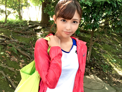 怪しみつつも男優に流されちゃう素人JDナンパ！