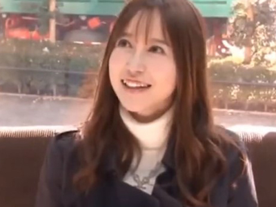 美肌マッサージと騙されてパイ射されちゃう素人妻