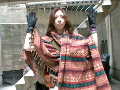 強制収容所に投獄された女コマンドーに待ち受ける惨劇