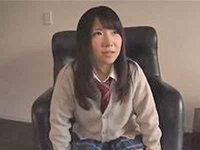 「え？中…どうしよう…」読モスカウトと騙されたJKに無許可中出し