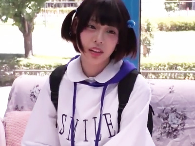 「ちょっと待ってえぇー！」ロリ顔のショートカット黒髪美少女にコスプレさせて強引にチンコ挿入ｗ