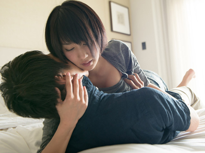 キスだけで嬉しそうにする美少女とイチャラブエッチ