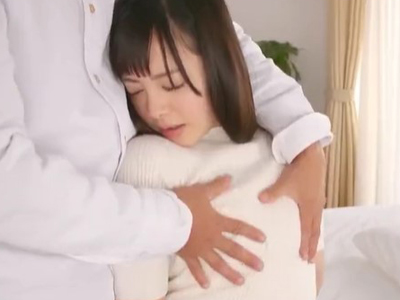 透明感抜群！色白美少女と楽しく濃厚顔射セックス