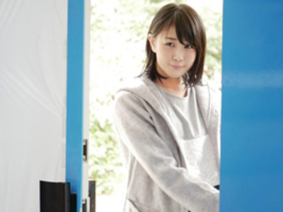 MM号で初めて旦那以外に中出しされちゃう美人妻