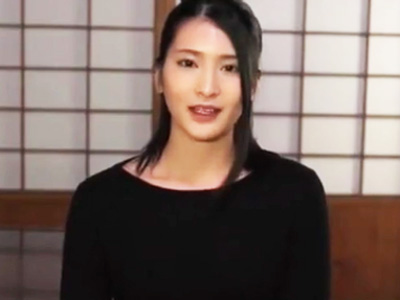 清楚な美人妻が欲求不満を募らせAV出演→男優の激ピスに我を忘れて乱れイキ