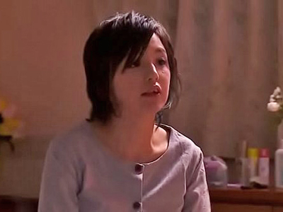 ロリJKがパイパン大開脚で公開中出しセックス