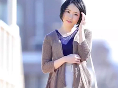 溜まりに溜まった性欲が暴走！素人妻が情熱的に求め合う不貞SEX！