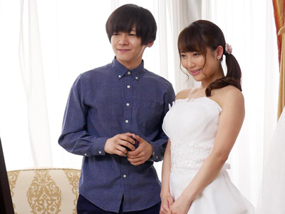 幸せ絶頂のお金持ちお嬢様フィアンセを催眠状態にして旦那の前で中出しNTR！
