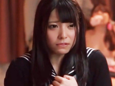 父親の借金のせいで母に見られながらAV撮影させられることになったJK娘