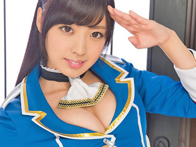 美少女が様々なコスチューム姿でパワフルピストンに悶えイキ！！