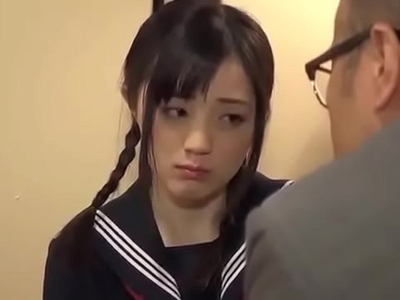 父とも寝てしまうヤリマン極カワ美少女