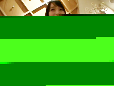 真面目そうに見えて脱がすとTバックだった素人娘とハメ撮り