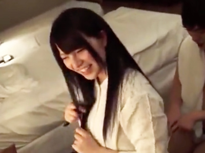 「くすぐったいよーｗ」激カワ美少女・上原亜衣ちゃんが大好きな彼氏とイチャラブSEX